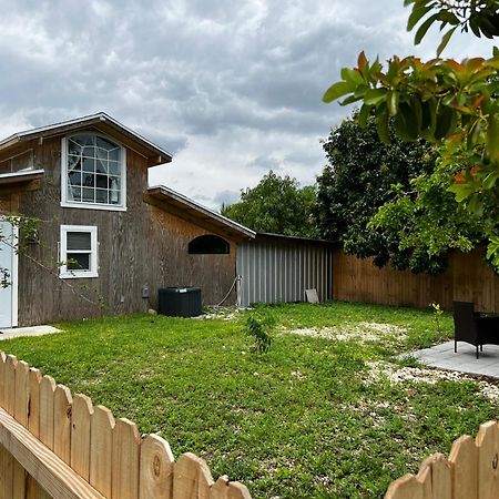 Maria'S Tiny Barn Guest House Homestead Exterior foto