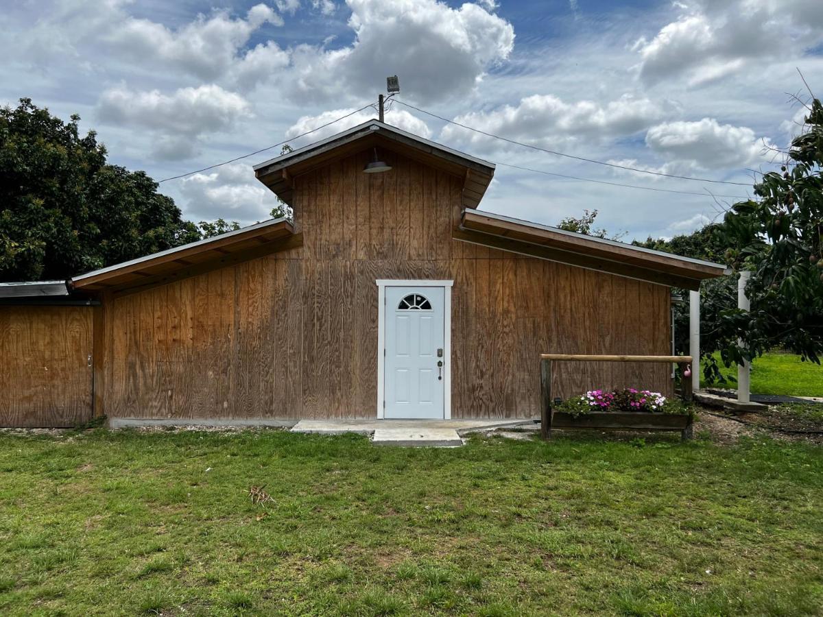 Maria'S Tiny Barn Guest House Homestead Exterior foto